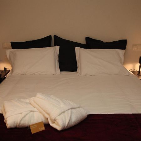 Novabila Guesthouse Vila Real Ngoại thất bức ảnh