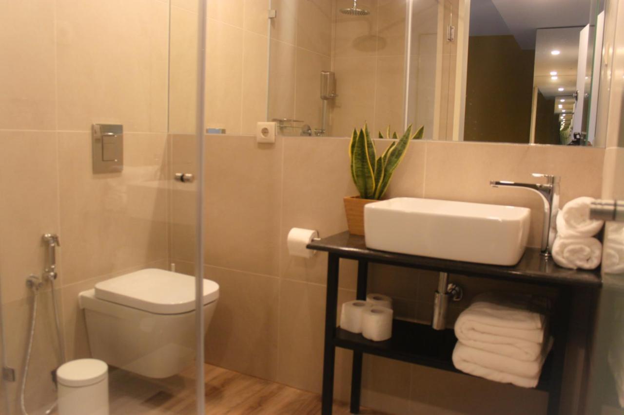 Novabila Guesthouse Vila Real Ngoại thất bức ảnh