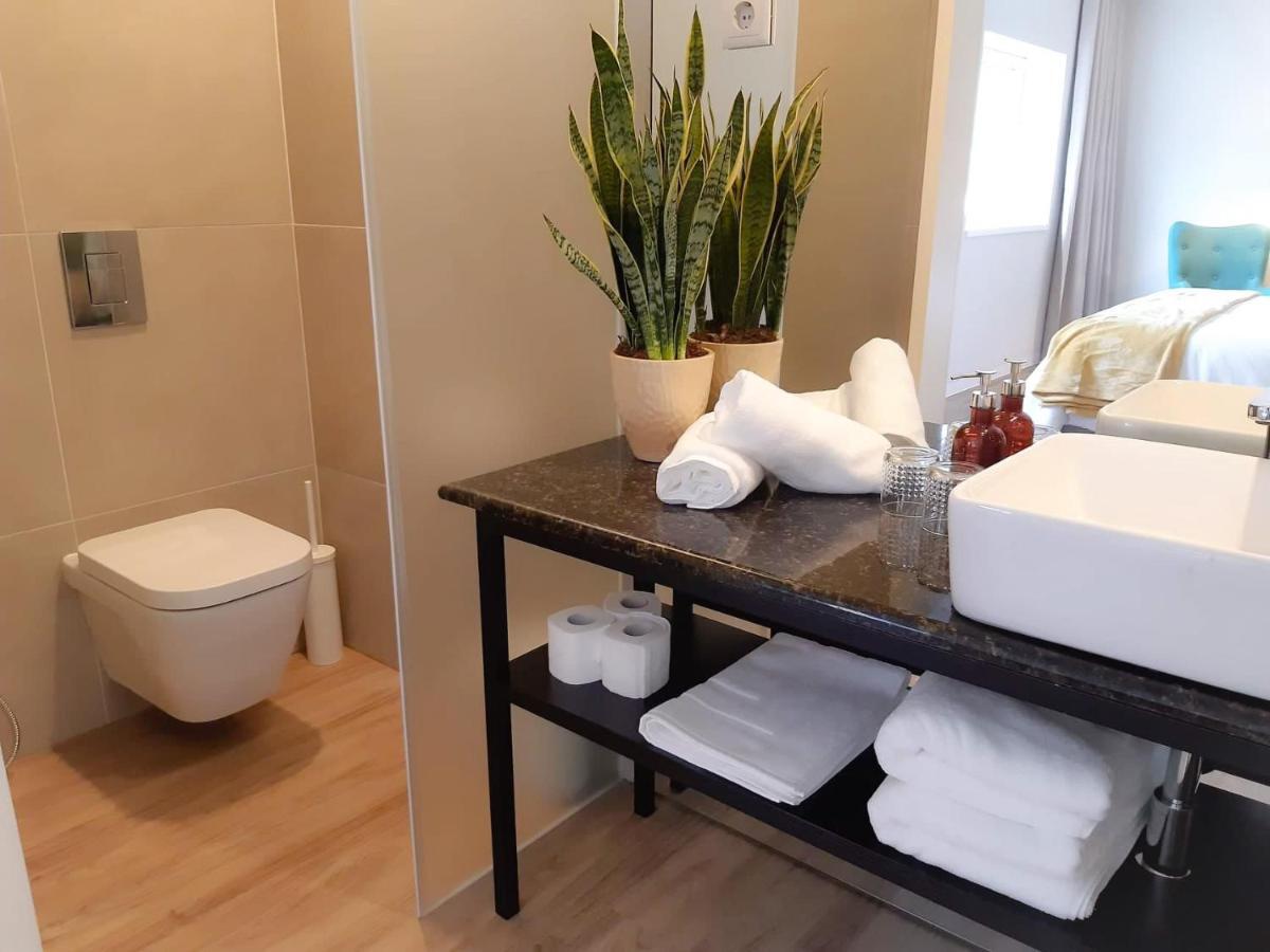 Novabila Guesthouse Vila Real Ngoại thất bức ảnh